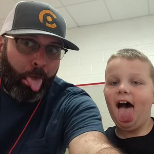 Meet your Posher, Clay